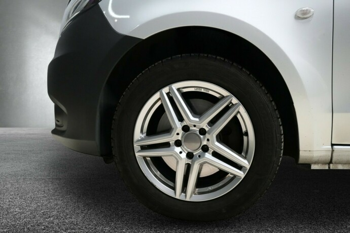 mercedes-benz-vito-diesel-2022-big-18