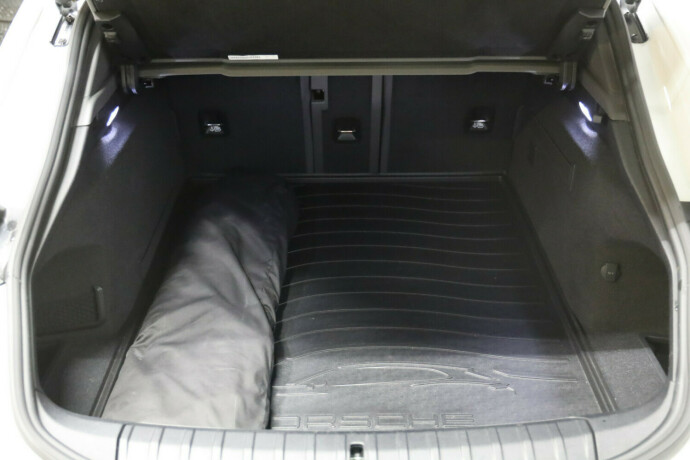 porsche-taycan-cross-turismo-elektrisitet-2022-big-14