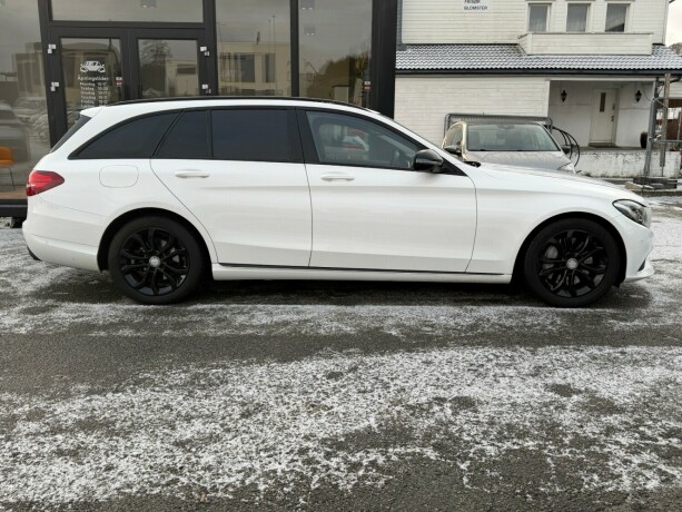 mercedes-benz-c-klasse-elektrisitetbensin-2016-big-3