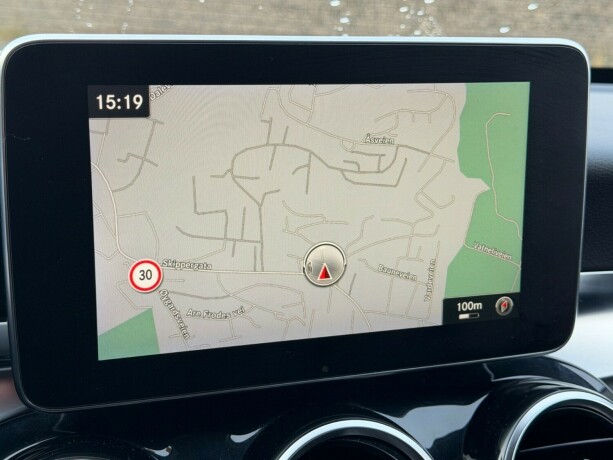 mercedes-benz-c-klasse-elektrisitetbensin-2016-big-8