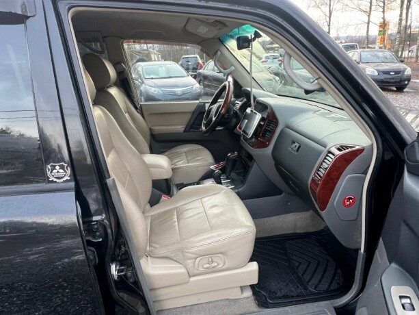 mitsubishi-pajero-diesel-2004-big-9