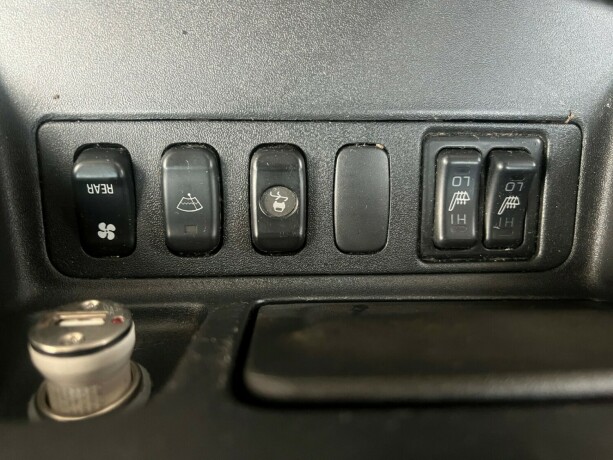 mitsubishi-pajero-diesel-2004-big-19