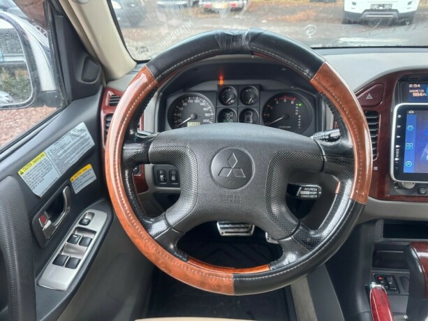 mitsubishi-pajero-diesel-2004-big-15