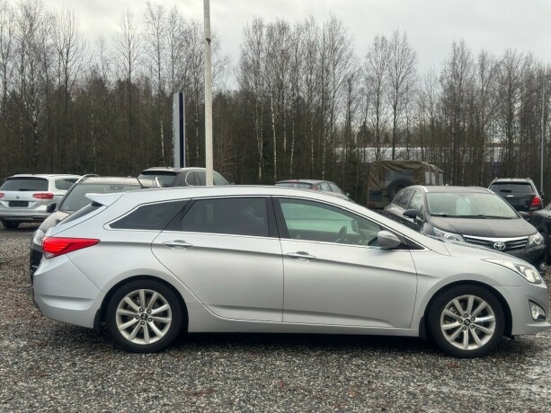 hyundai-i40-diesel-2011-big-7