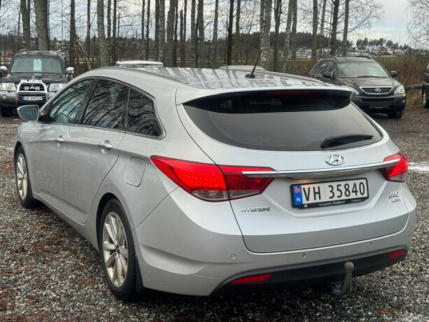hyundai-i40-diesel-2011-big-4