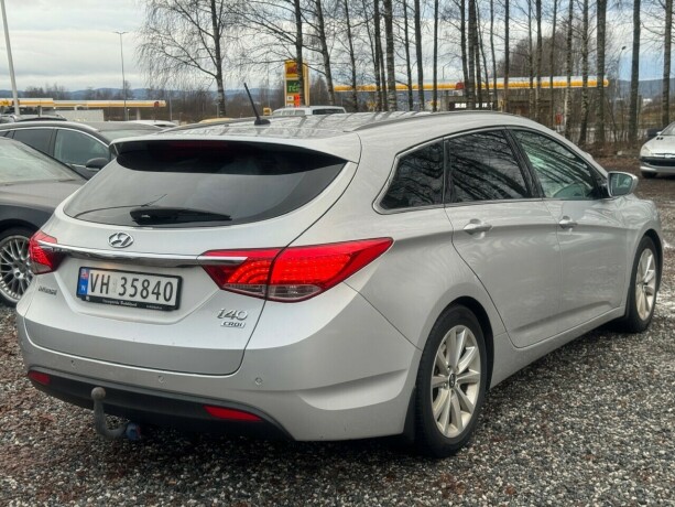 hyundai-i40-diesel-2011-big-6