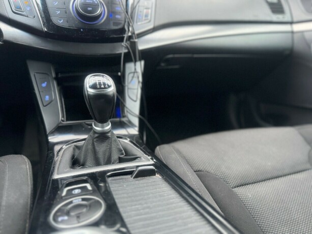 hyundai-i40-diesel-2011-big-15