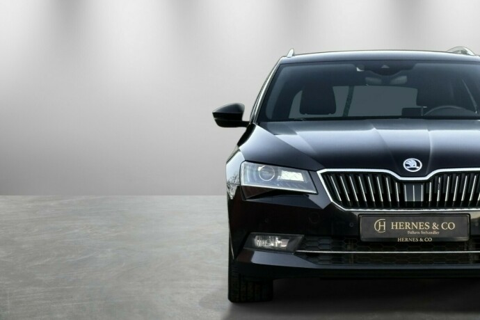 skoda-superb-diesel-2019-big-3