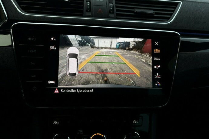 skoda-superb-diesel-2019-big-23