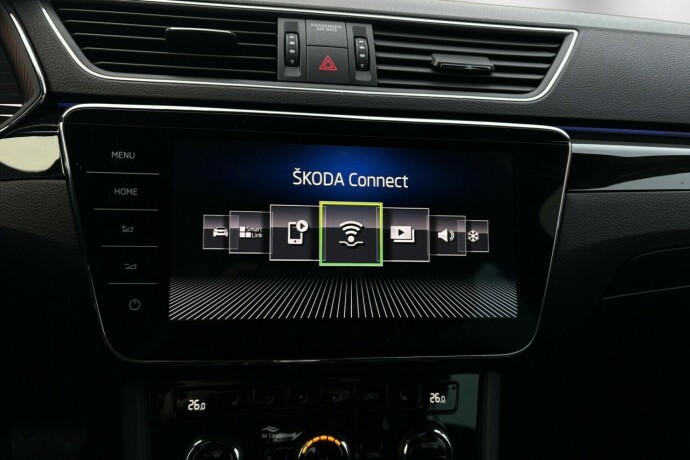 skoda-superb-diesel-2019-big-28