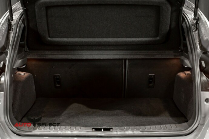 ford-focus-bensin-2016-big-10