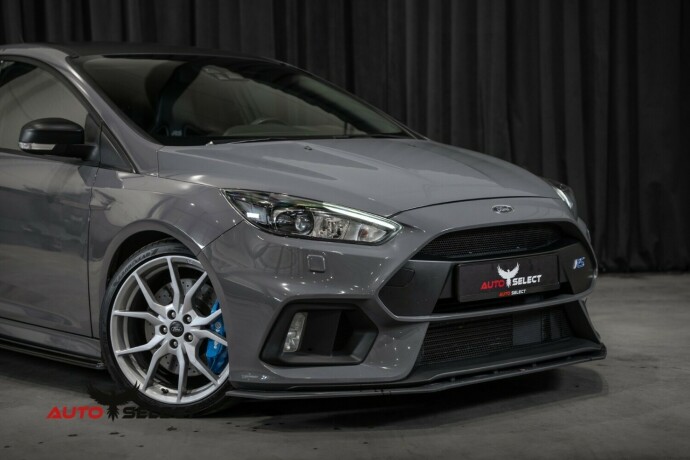 ford-focus-bensin-2016-big-1