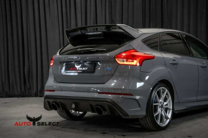 ford-focus-bensin-2016-big-12