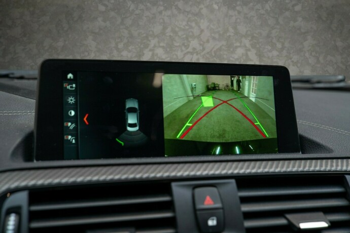 bmw-m2-bensin-2018-big-28