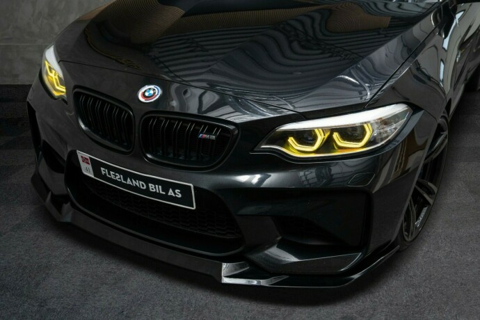 bmw-m2-bensin-2018-big-4