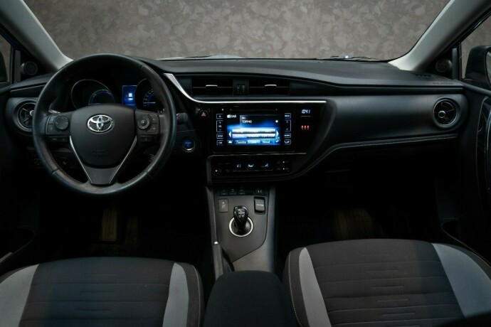 toyota-auris-elektrisitetbensin-2016-big-26