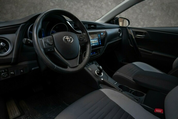 toyota-auris-elektrisitetbensin-2016-big-24