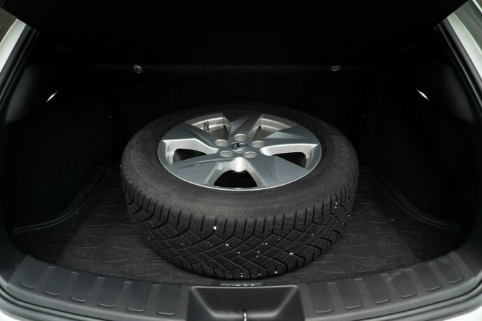 lexus-ux-elektrisitet-2021-big-30