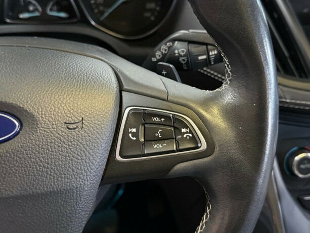 ford-kuga-diesel-2017-big-16