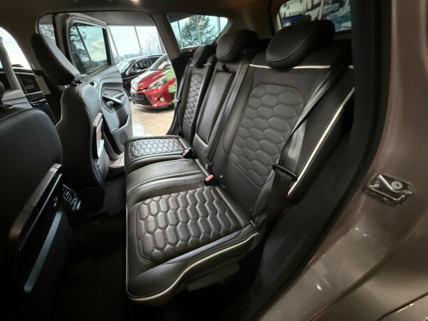 ford-kuga-diesel-2017-big-37