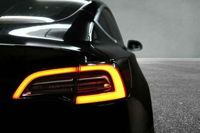 tesla-model-3-elektrisitet-2019-big-8