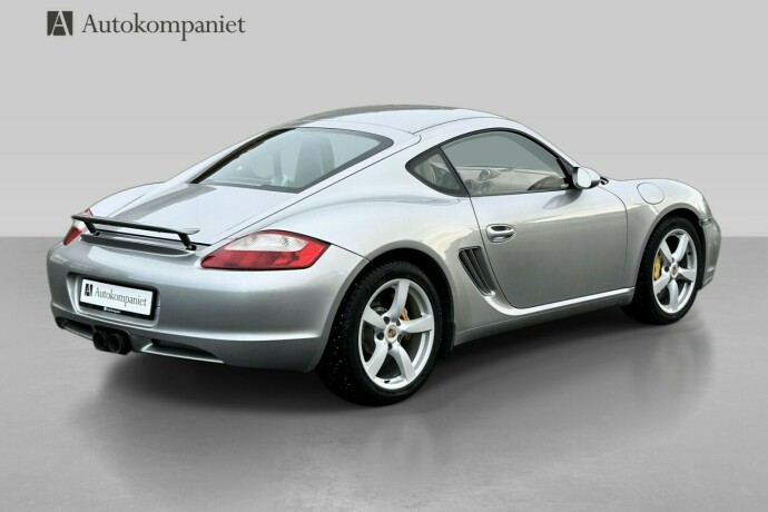porsche-cayman-bensin-2005-big-3