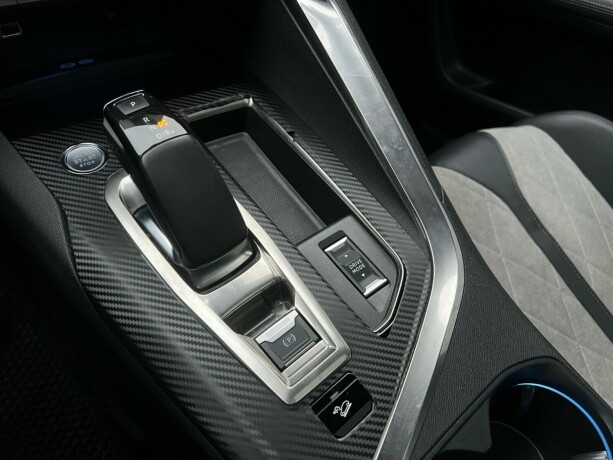 peugeot-3008-elektrisitetbensin-2020-big-28