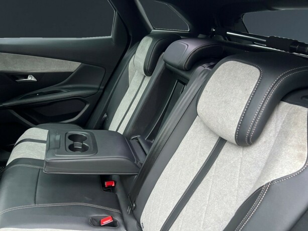 peugeot-3008-elektrisitetbensin-2020-big-10