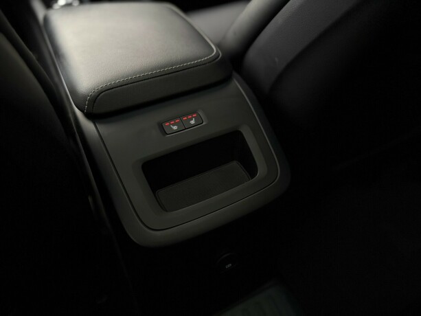 volvo-xc-60-elektrisitetbensin-2021-big-25