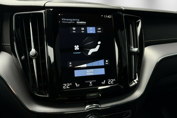 volvo-xc-60-elektrisitetbensin-2021-big-40