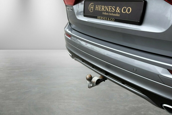 volvo-xc-60-elektrisitetbensin-2021-big-9