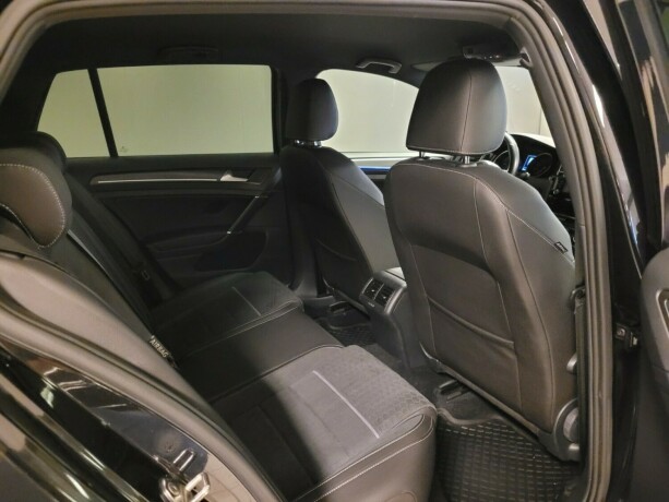 volkswagen-golf-elektrisitetbensin-2018-big-16