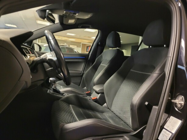 volkswagen-golf-elektrisitetbensin-2018-big-22