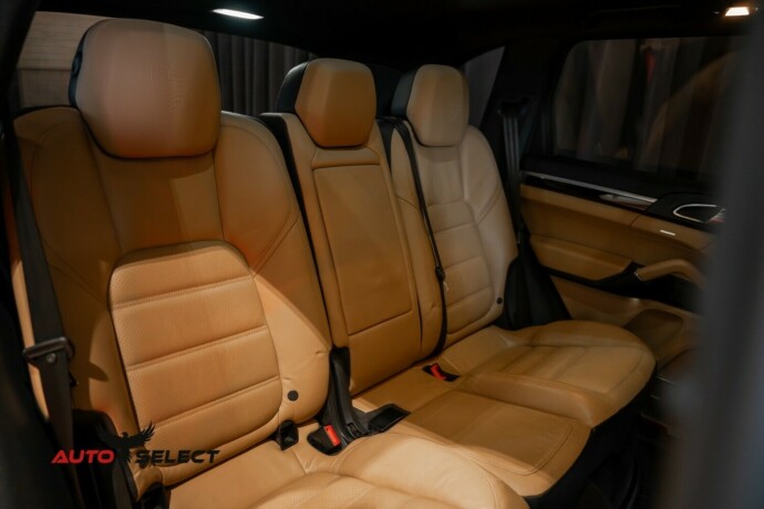 porsche-cayenne-diesel-2015-big-16