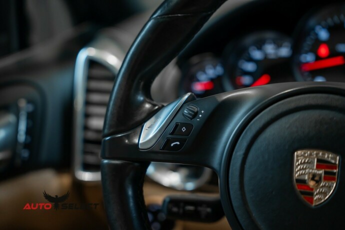 porsche-cayenne-diesel-2015-big-36