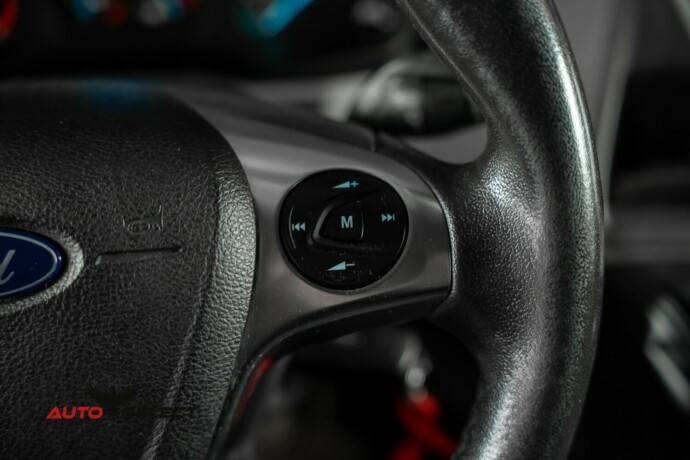 ford-transit-custom-diesel-2015-big-27