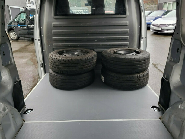 peugeot-expert-diesel-2018-big-12