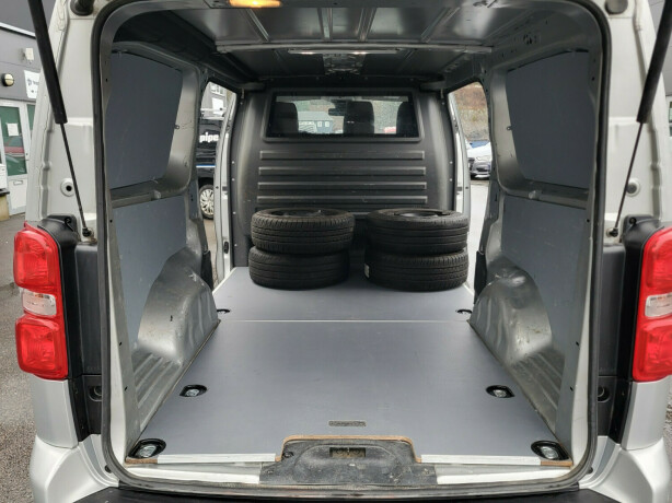 peugeot-expert-diesel-2018-big-11