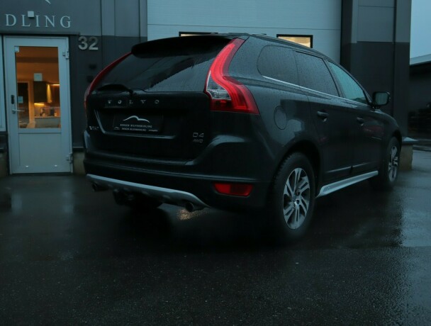 volvo-xc-60-diesel-2013-big-3