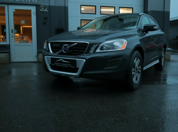 volvo-xc-60-diesel-2013-big-2