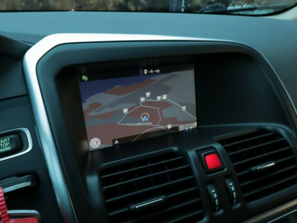 volvo-xc-60-diesel-2013-big-15