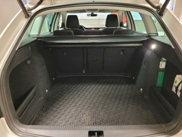 skoda-octavia-bensin-2018-big-18