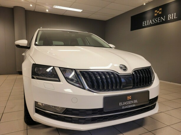 skoda-octavia-bensin-2018-big-10