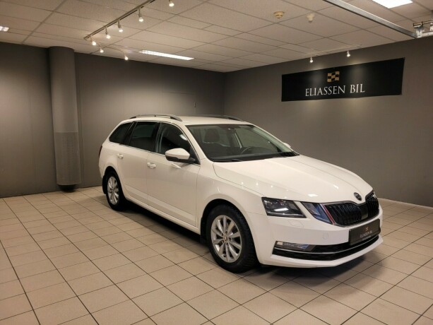 skoda-octavia-bensin-2018-big-1