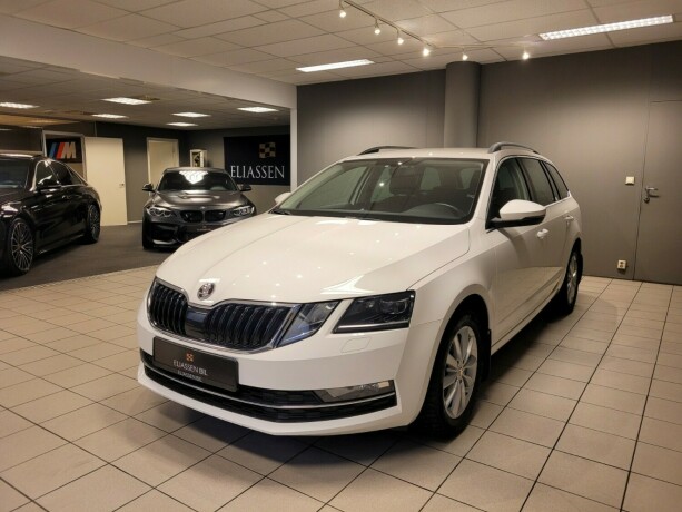skoda-octavia-bensin-2018-big-9