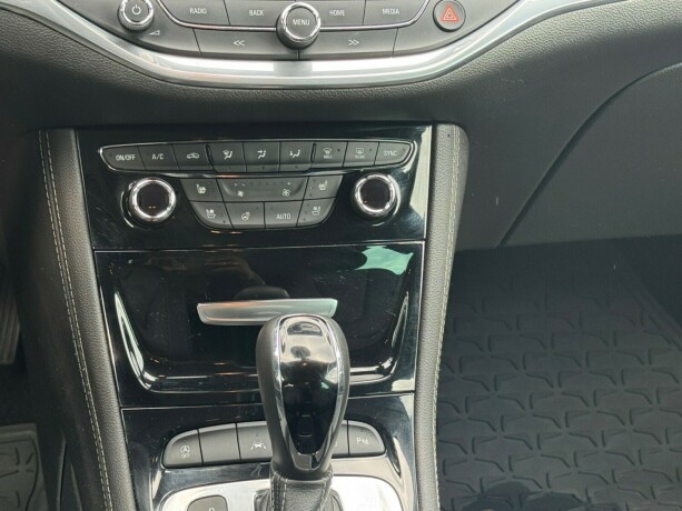 opel-astra-bensin-2017-big-11