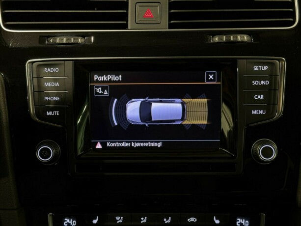 volkswagen-golf-diesel-2014-big-15