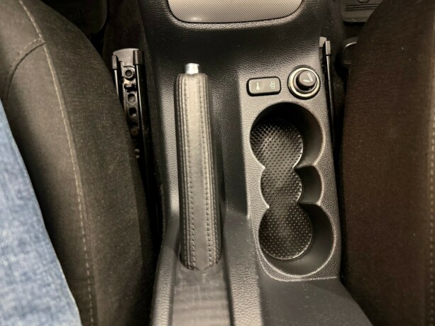 skoda-octavia-diesel-2010-big-23