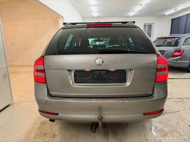 skoda-octavia-diesel-2010-big-3