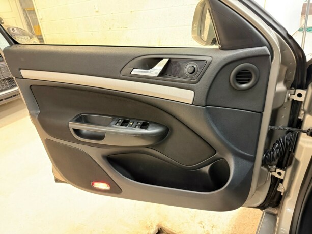 skoda-octavia-diesel-2010-big-16